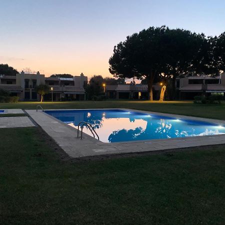 Casa De Ferias Com Piscina - Condominio Vilamouratenis 外观 照片