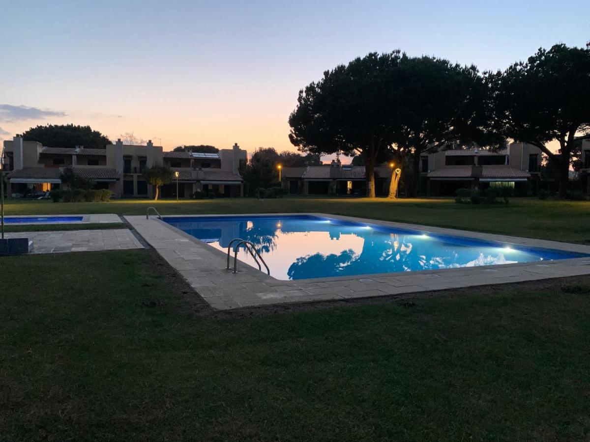 Casa De Ferias Com Piscina - Condominio Vilamouratenis 外观 照片
